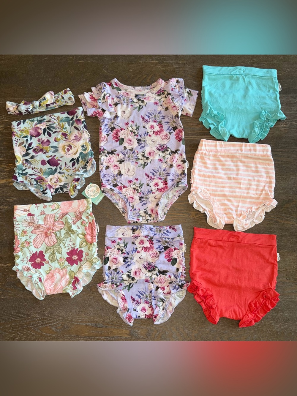 Gigi and Max 8 Piece Bamboo Bummie Shorts and Bodysuit Bundle Lot size 9 mo